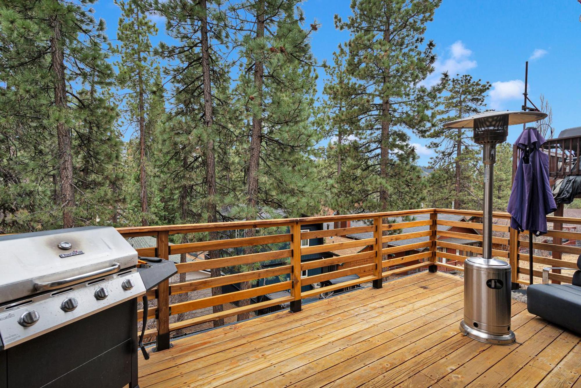 Cozy Crescent Tree Cabin Near Bear Mountain Big Bear Lake Exterior photo