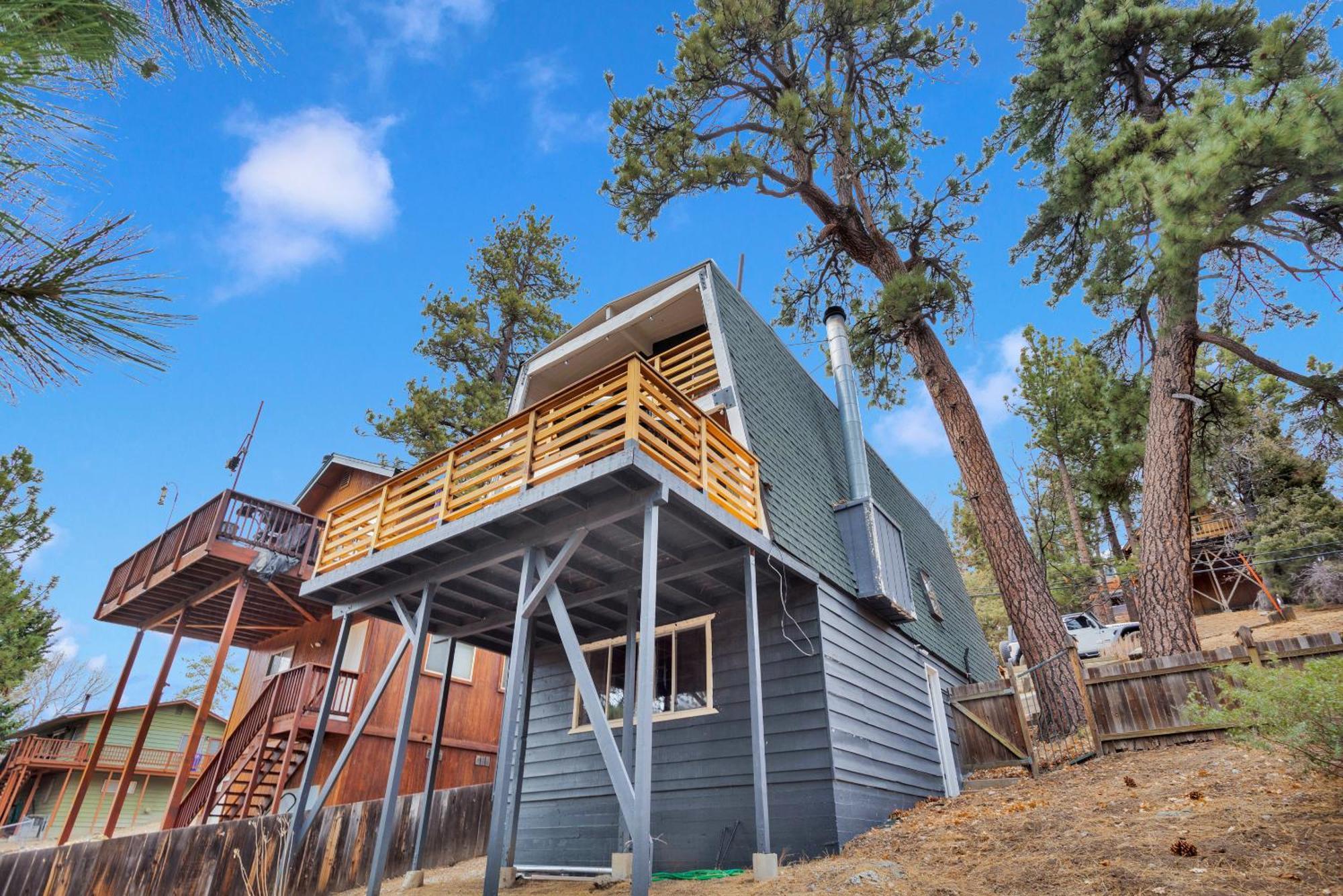 Cozy Crescent Tree Cabin Near Bear Mountain Big Bear Lake Exterior photo
