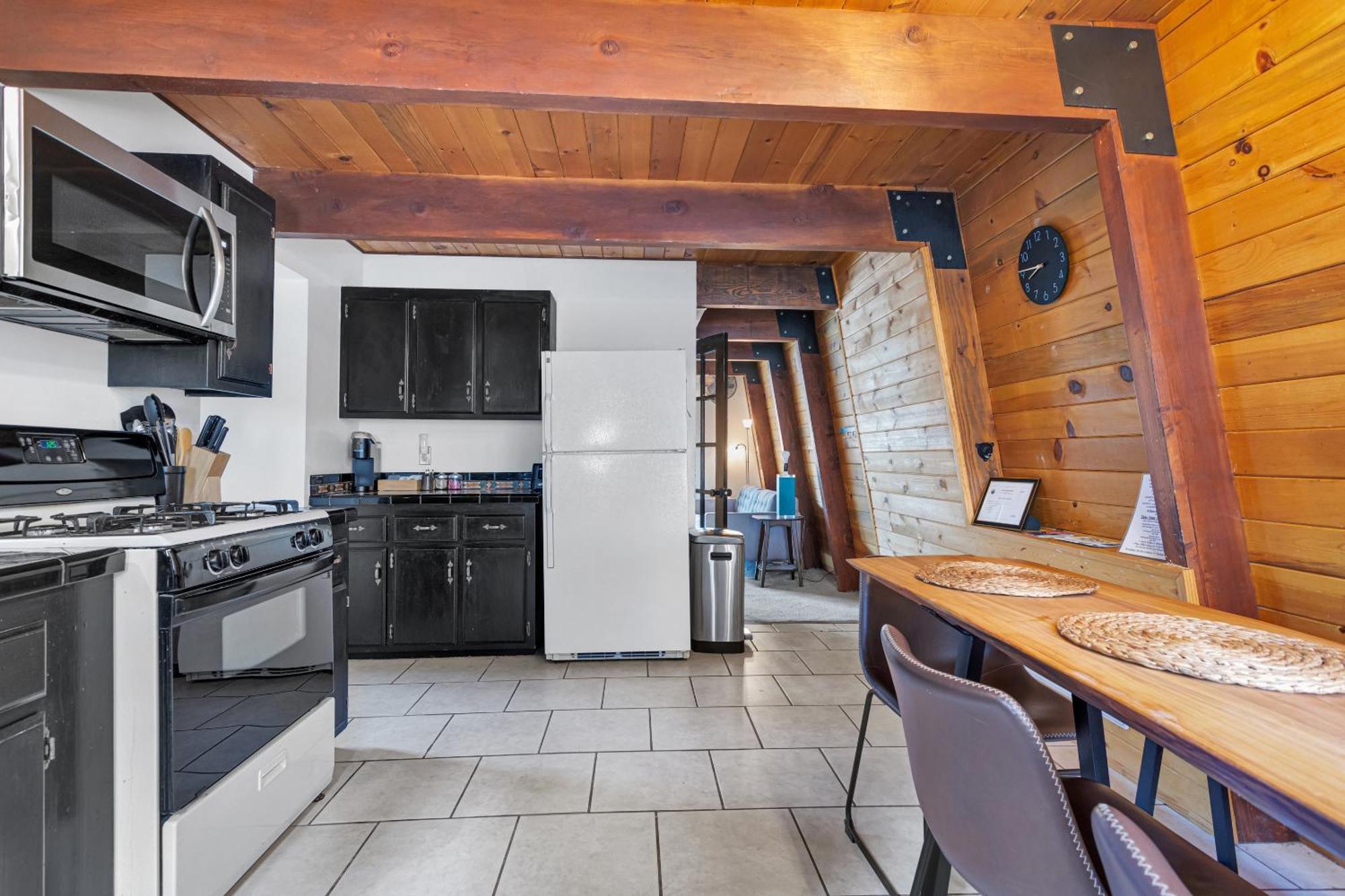 Cozy Crescent Tree Cabin Near Bear Mountain Big Bear Lake Exterior photo